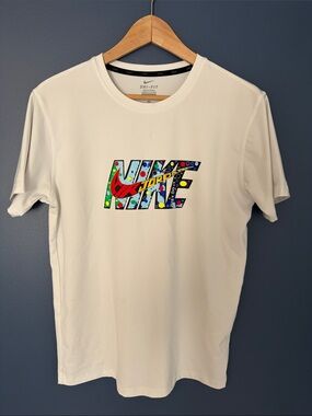 Nike White Short Sleeve Graphic Logo Tee
